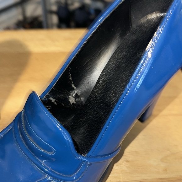 Benetton Blue Patent Heels - Picture 7 of 9